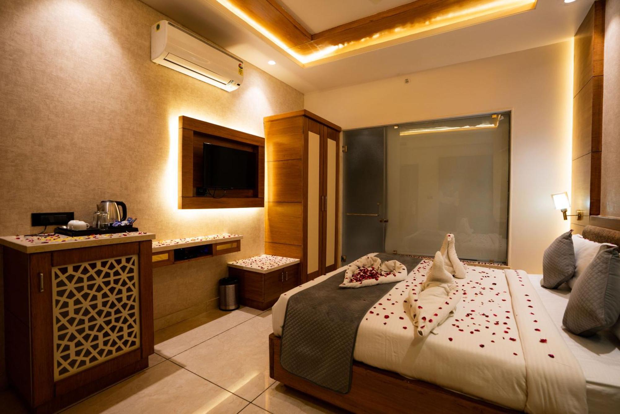 Hotel Rr 62-Jaipur City Centre Hotel Ngoại thất bức ảnh