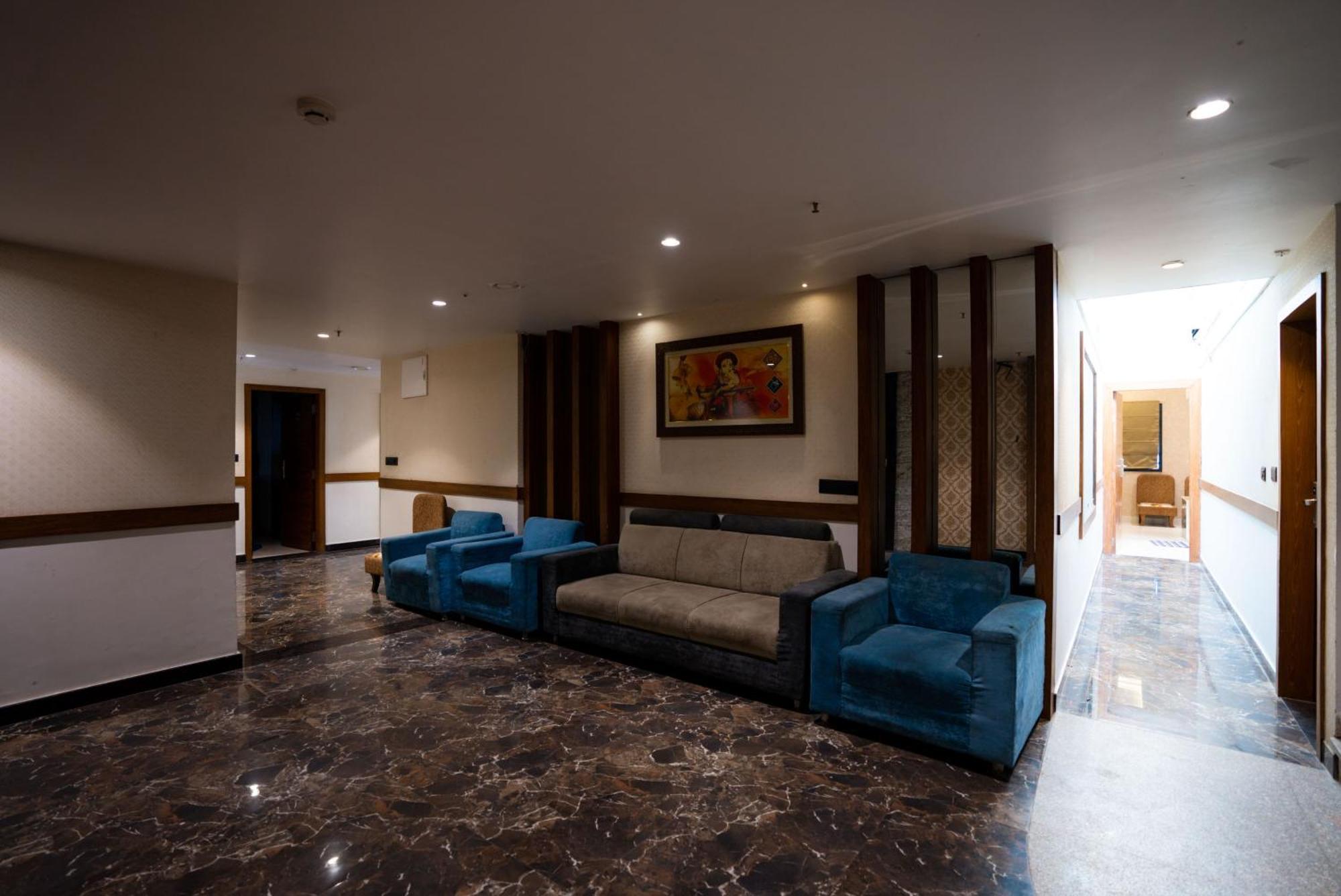 Hotel Rr 62-Jaipur City Centre Hotel Ngoại thất bức ảnh