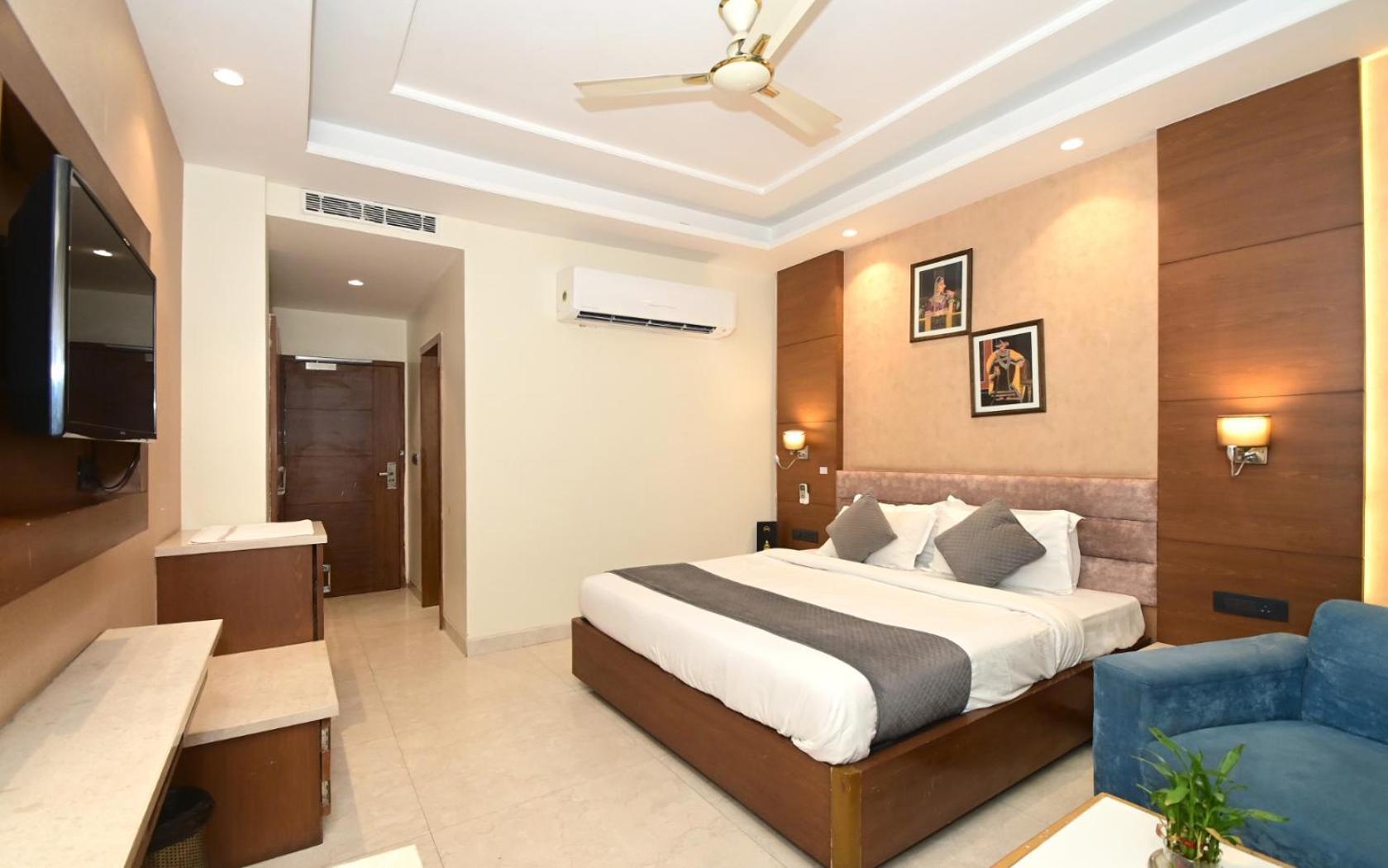 Hotel Rr 62-Jaipur City Centre Hotel Ngoại thất bức ảnh