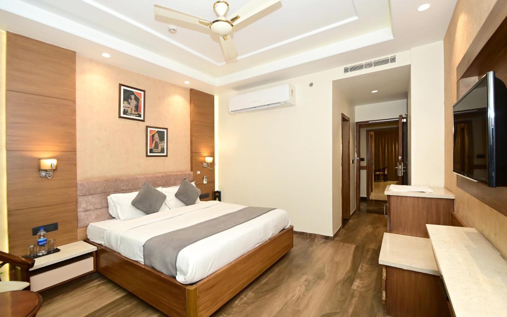 Hotel Rr 62-Jaipur City Centre Hotel Ngoại thất bức ảnh