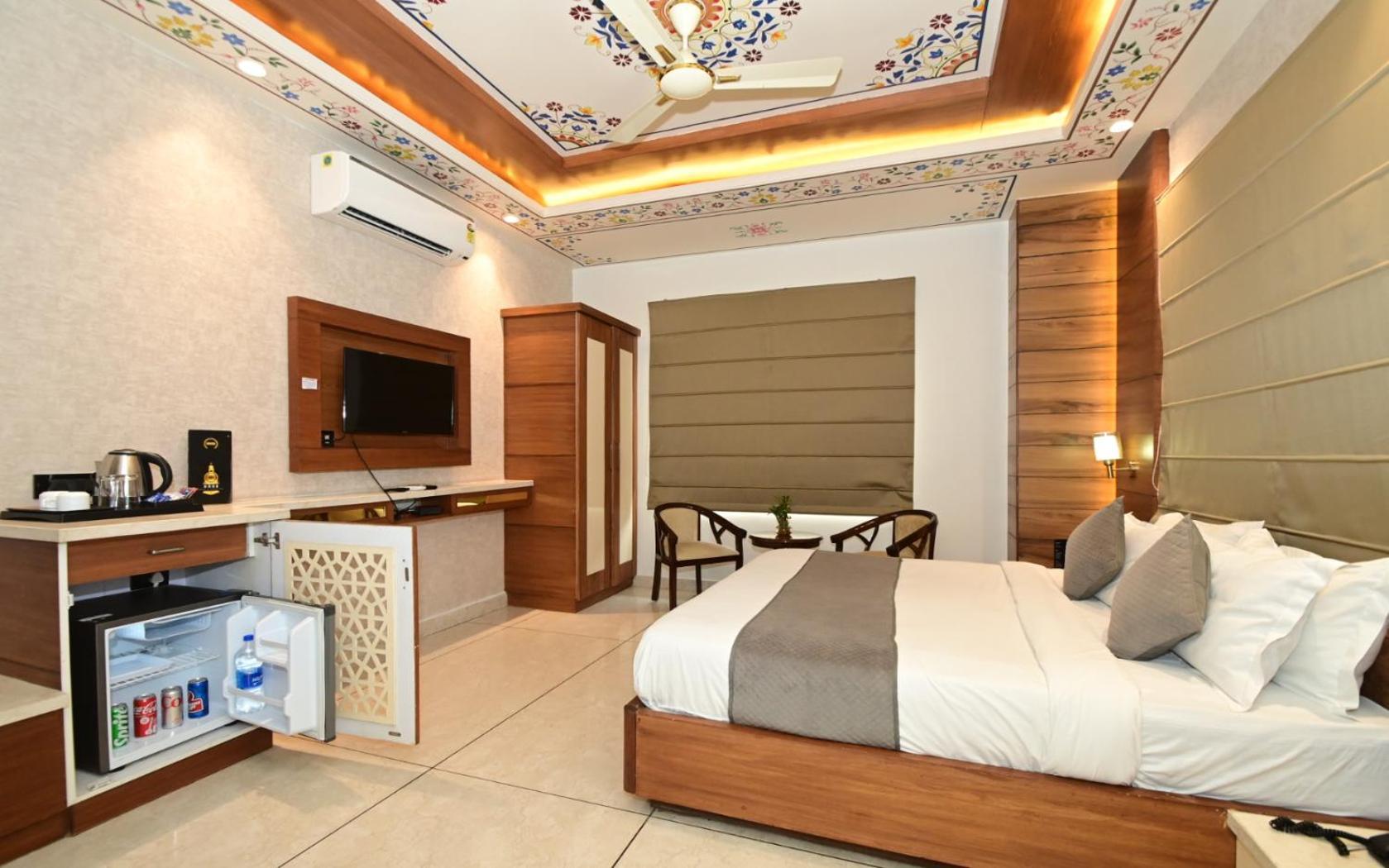 Hotel Rr 62-Jaipur City Centre Hotel Ngoại thất bức ảnh