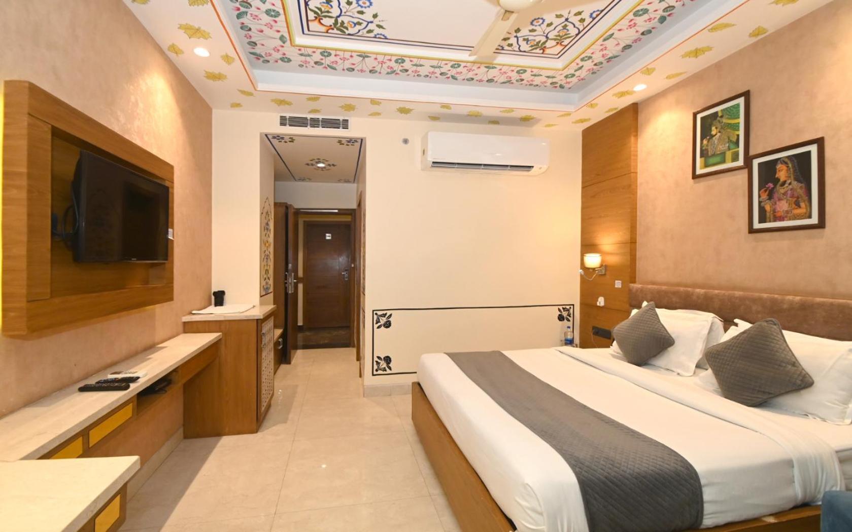 Hotel Rr 62-Jaipur City Centre Hotel Ngoại thất bức ảnh