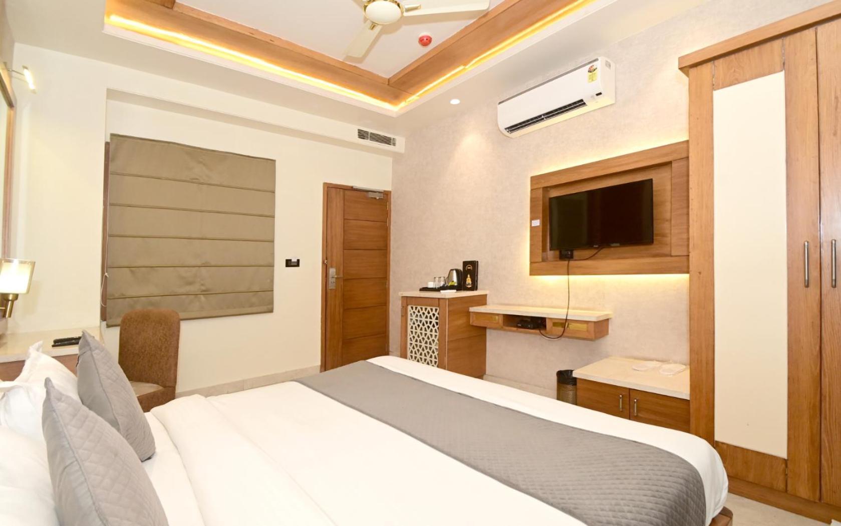 Hotel Rr 62-Jaipur City Centre Hotel Ngoại thất bức ảnh