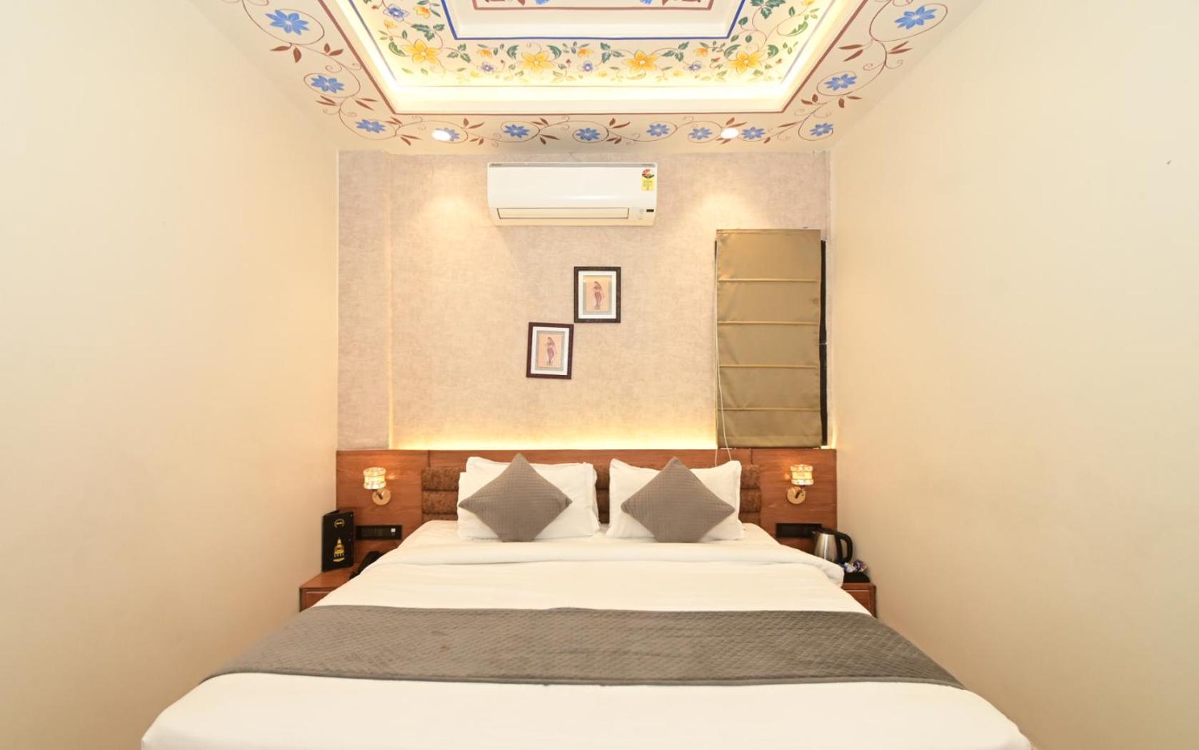 Hotel Rr 62-Jaipur City Centre Hotel Ngoại thất bức ảnh