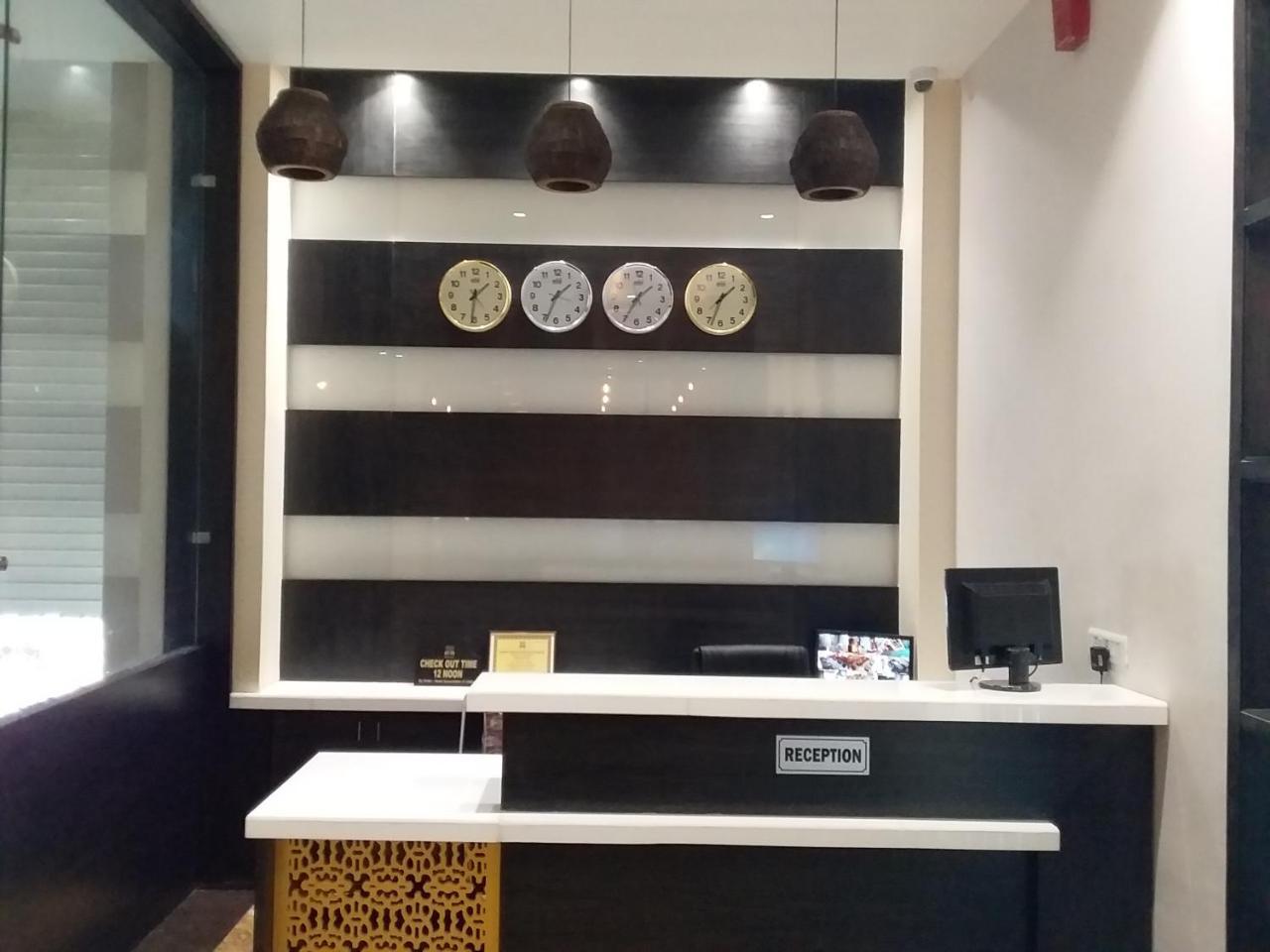 Hotel Rr 62-Jaipur City Centre Hotel Ngoại thất bức ảnh