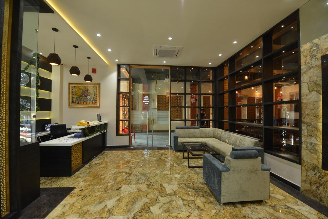 Hotel Rr 62-Jaipur City Centre Hotel Ngoại thất bức ảnh